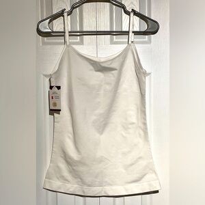 Scoop neck cami